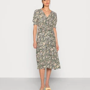 ONLY ONLFREDERIKKE V NECK BELT DRESS – Blusenkleid – Cloud Dancer/yellow Mix 18